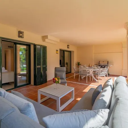 Vacation I El Palmeral, Location, Ground Floor Apt, Newly Furnished Apartment