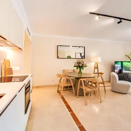 Vacation I El Palmeral, Location, Ground Floor Apt, Newly Furnished * Marbella